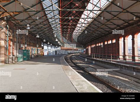 Holyhead Railway station in Wales Stock Photo - Alamy