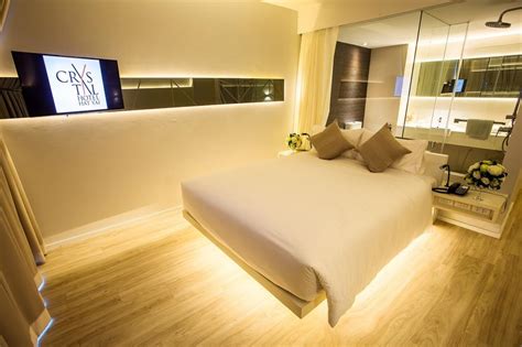 Crystal Hotel Hat Yai Updated Price 2025, Book Crystal Hotel Hat Yai in ...