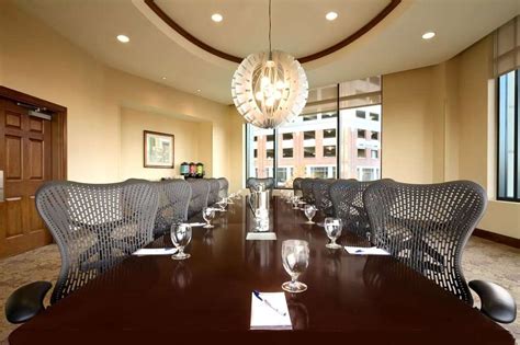 HILTON GARDEN INN BALTIMORE INNER HARBOR - 173 Photos & 107 Reviews ...