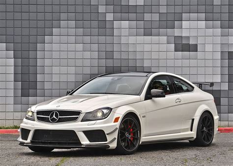 2011 Mercedes-Benz C63 Coupé AMG Black Series Specs & Photos - autoevolution