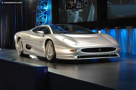 FAB WHEELS DIGEST (F.W.D.): Jaguar XJ220 (1992-1994)