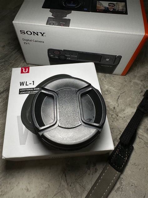 Sony ZV-1 with Ulanzi Lens, Photography, Cameras on Carousell