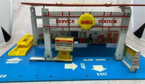 VINTAGE 1969 FOLD Up SHELL SERVICE STATION Gas Station Toy $199.99 - PicClick