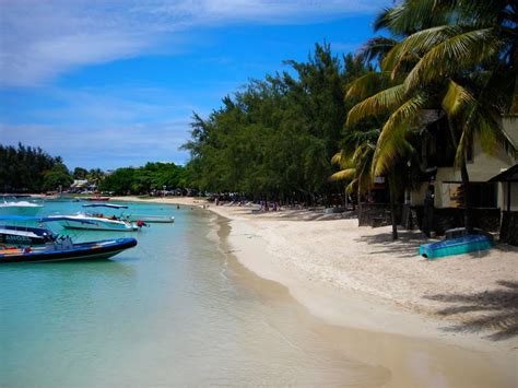 Grand Baie beach, Mauritius - Ultimate guide (November 2024)