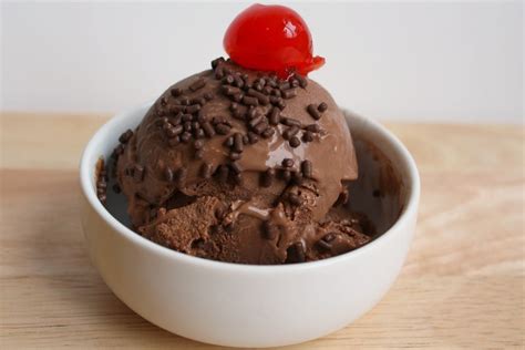 chocolate ice cream | Desserts, Yummy ice cream, Chocolate ice cream