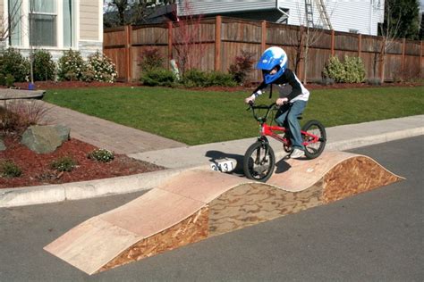 Kids bike track, Kids bike, Bmx bikes