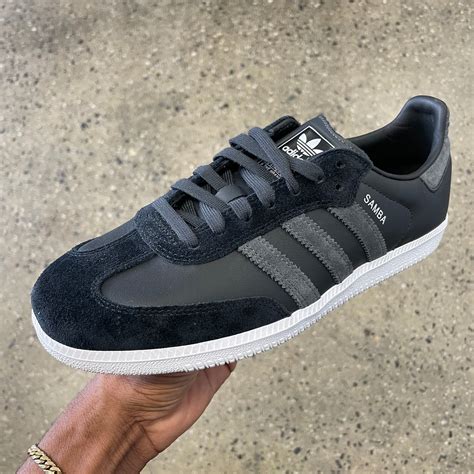 Adidas Samba ADV - Black/Carbon/Silver Metallic - Labor Skateboard Shop