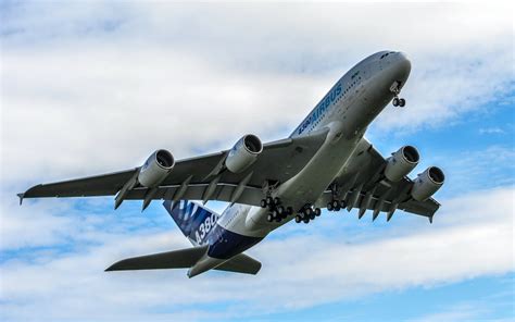 Airbus A380 Taking Off by woodini254 | ePHOTOzine