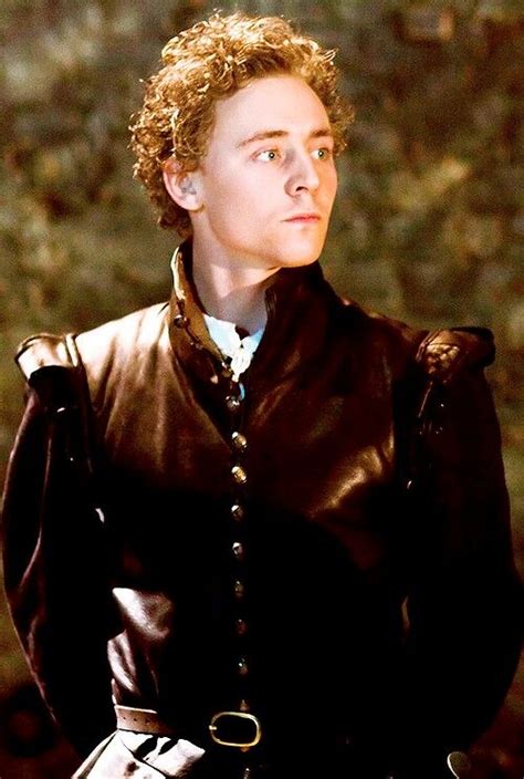 Tom Hiddleston in Othello (Cassio) | Tom hiddleston, Actor, Othello