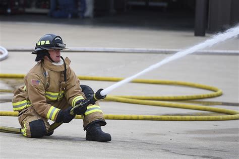 IFD trains Grissom Reserve firefighters > Grissom Air Reserve Base ...