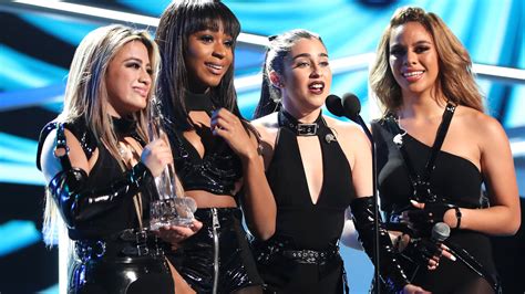 Fifth Harmony Wins Favorite Group At People's Choice Awards 2017