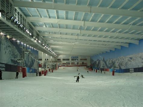 Indoor ski area The Snow Centre – Hemel Hempstead - Skiing The Snow ...