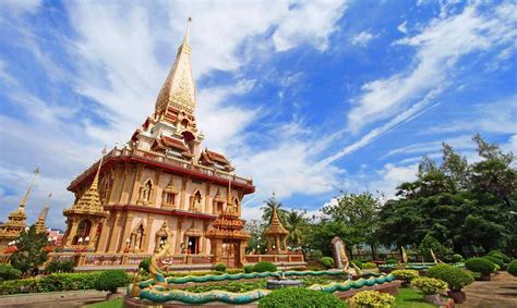 4 Must Visit Thai Temples in Phuket Thailand