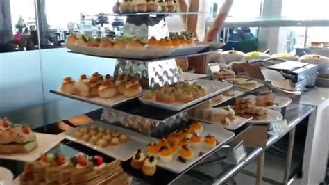 The buffet lunch, The Kingsbury Hotel, Colombo, Sri Lanka - YouTube