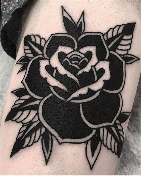 Pin by Gabo Roblero Aguilar on Art | Black rose tattoos, Traditional rose tattoos, Tattoos