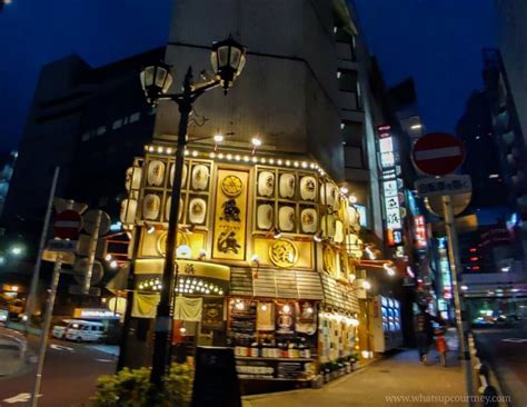 Top 10 Things to do in Roppongi Tokyo including places to eat!