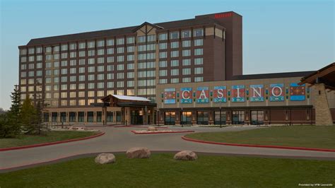 River Cree Resort & Casino Review - Edmonton, Alberta