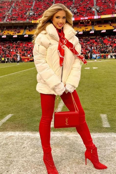 How Chiefs heiress Gracie Hunt celebrated AFC title