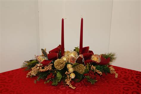 Candle arrangement | Christmas arrangements, Christmas floral designs, Christmas decorations