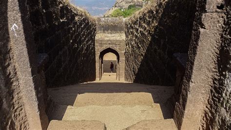 Raigad Fort Trekking - Raigad Fort Trek Route Map - Tripoto