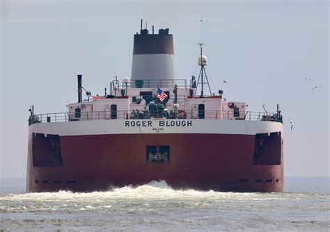 3 Great Lakes freighters head to early layup, nearly 100 shipping ...