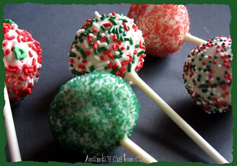 Amanda's Custom Cakes: Christmas Cake Pops!!