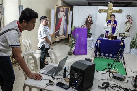 Mass online 'is not enough': Philippine parish reaches out to poor ...