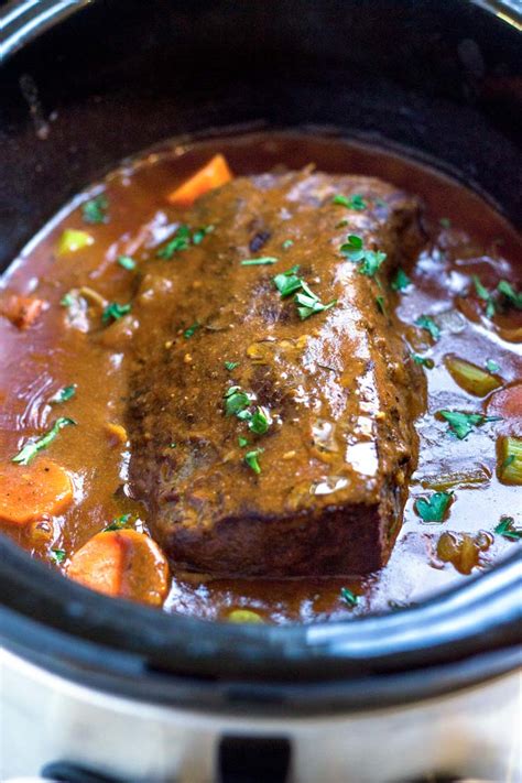 easy crock pot pot roast with gravy