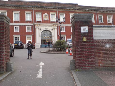 File:Goldsmiths College Entrance.jpg - Wikimedia Commons