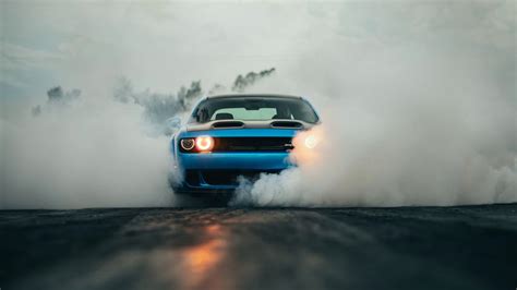 Dodge SRT Burnout 4K Live Wallpaper - YouTube