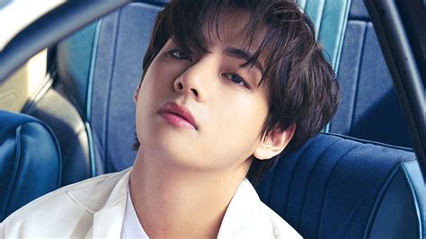 BTS's V aka Kim Taehyung trendy hairstyles inspire young men. See his ...