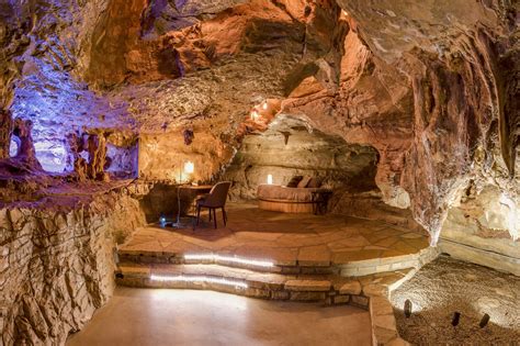 9 Arkansas Caves to Explore this Summer - AY Magazine