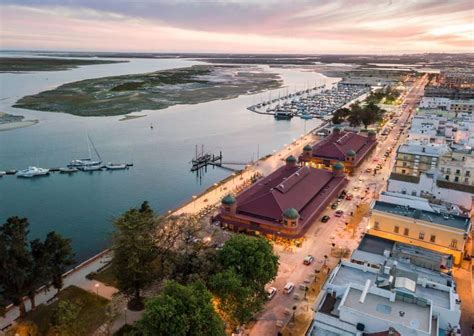 10 Reasons to Discover the Fishing Village Olhão, Portugal - SecretMoona