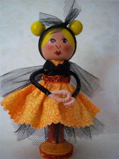 Abby-Clothes Pin Doll 18.00 contact sennett47@yahoo.com Wooden People ...