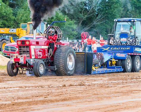 Lucas Oil Pro Pulling League/XCALIBER Truck & Tractor Pull – Lincoln County, MO Fair