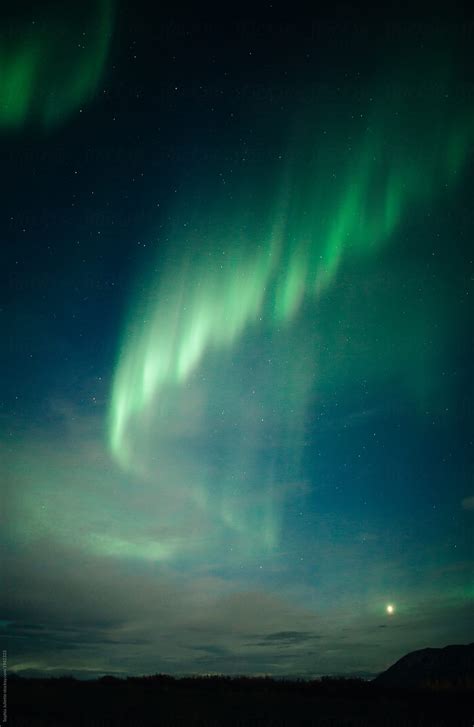 "Vivid Aurora Borealis Shooting Through A Starry Night Sky In Alaska ...