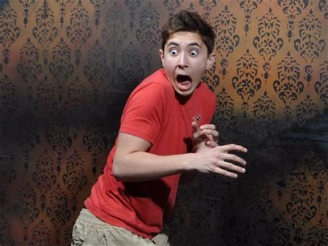 There Is Something Hilarious About Haunted House Reactions - 18 Pics