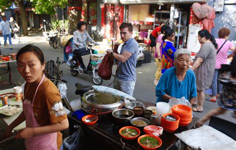 BEIJING HUTONG BREAKFAST TOUR - UnTour Food Tours