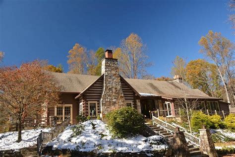 SNOWBIRD MOUNTAIN LODGE - Updated 2021 B&B Reviews (Robbinsville, NC ...