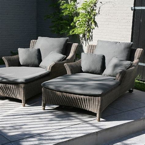 Luxury Lifestyle Products & Garden Furniture | Møbler ideer, Havemøbelsæt, Solseng