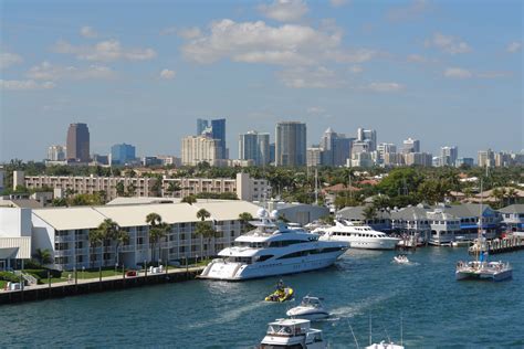File:Fort Lauderdale-skyline-harbor.jpg - Wikimedia Commons