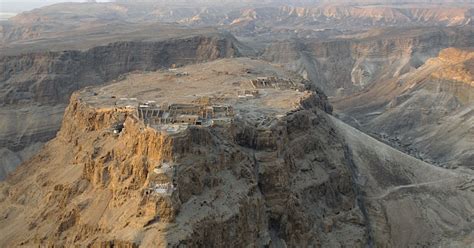 Let's Blog: THE SIEGE OF MASADA