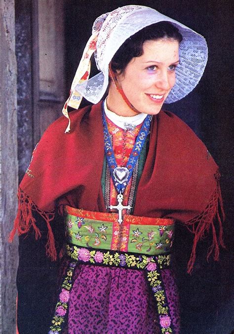 Costume of the Arvan valley, Savoy, France | National clothes ...