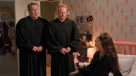 The Best Modern Family Halloween Episodes, Ranked!