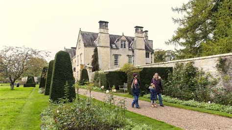 Days out with kids at Nunnington Hall | National Trust