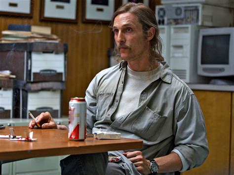 true detective’in yaratıcısı nic pizzolatto ve matthew mcconaughey ...