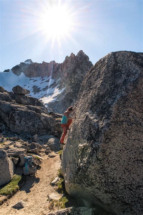 Climbing Prusik Peak in the Enchantments - stg.littlegrunts.com