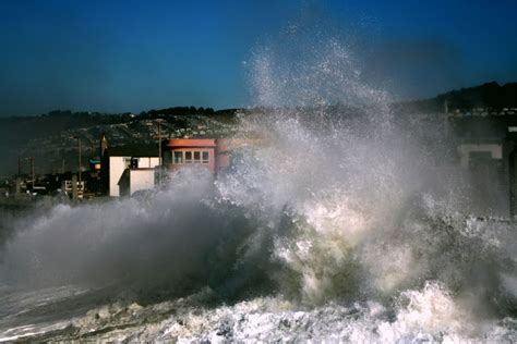 San Francisco weather: Rain, strong winds predicted all week long - Curbed SF