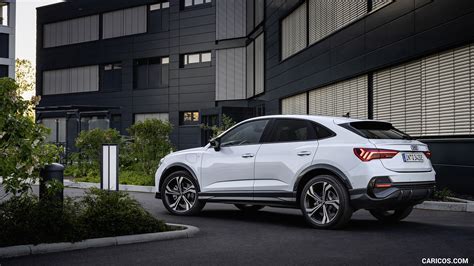 Audi Q3 Sportback TFSI e | 2021MY Plug-In Hybrid (Color: Glacier White ...