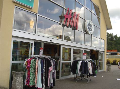 H&M - Halland, Sweden - H & M Photo (343330) - Fanpop